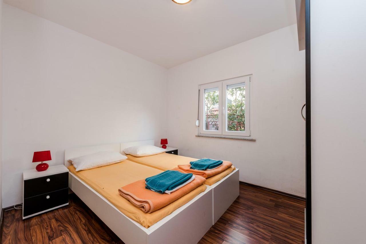 오브로박 House Danica 빌라 외부 사진